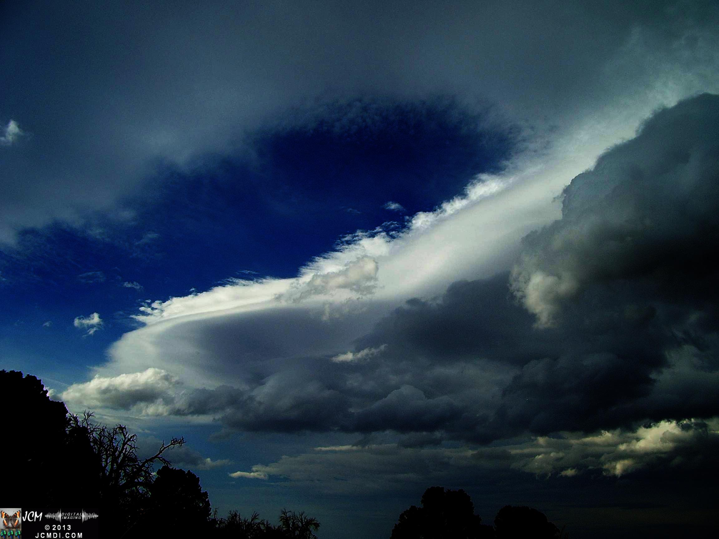 Devils Punchbowl Lenticular event 10-30-2008
